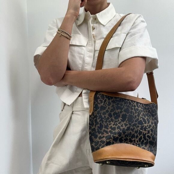 Vintage 90’s Anne Klein Leopard Print Shoulder Bag Brown Leather Canvas Combo - Picture 2 of 16